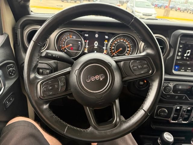 Used 2022 Jeep Gladiator Sport AWD/4WD image 7