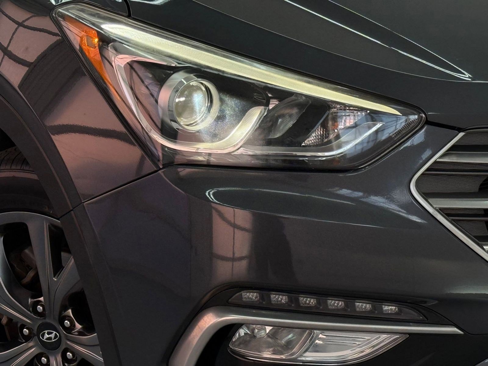 Used 2018 Hyundai Santa Fe Sport image 10
