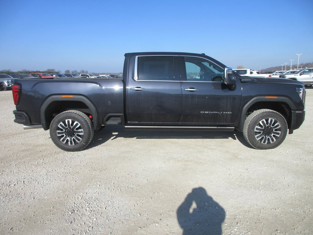 New 2026 GMC Sierra 2500 Denali Ultimate image 3