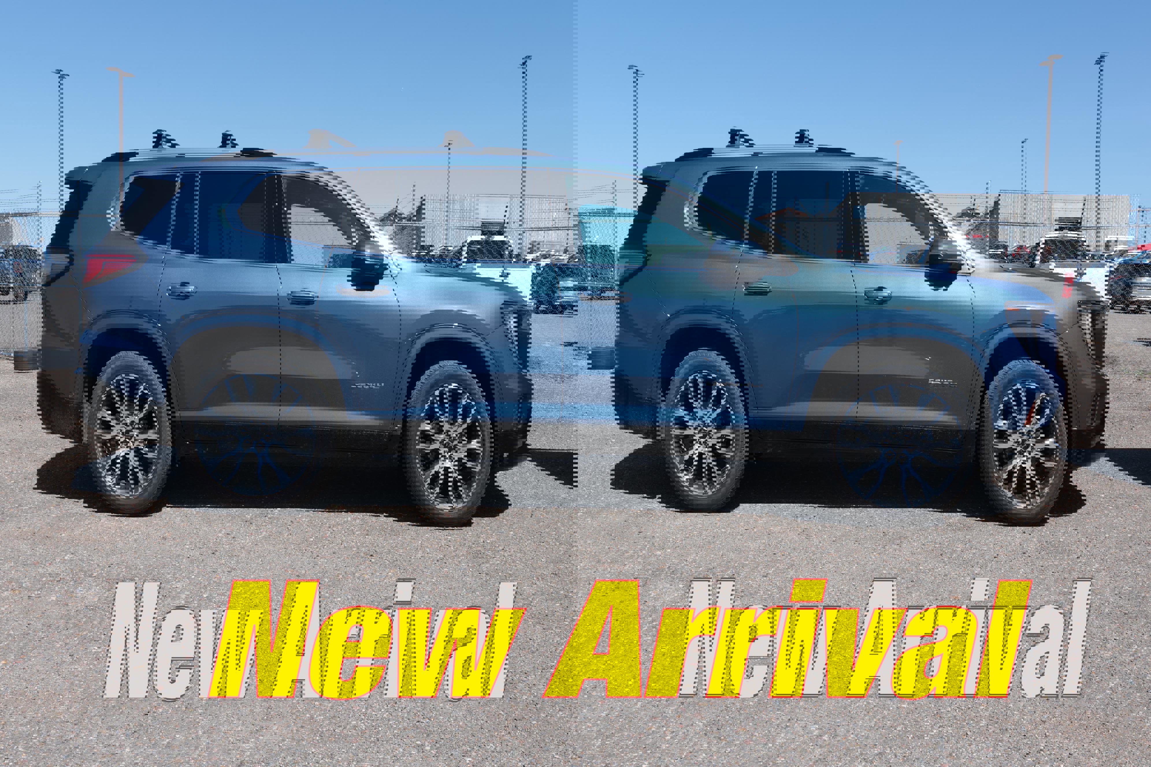 Used 2026 GMC Acadia Denali Ultimate w/ LPO, Floor Liner Package AWD/4WD image 1