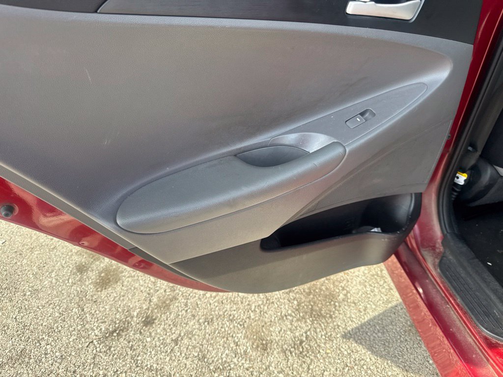 Used 2014 Hyundai Sonata GLS FWD image 11