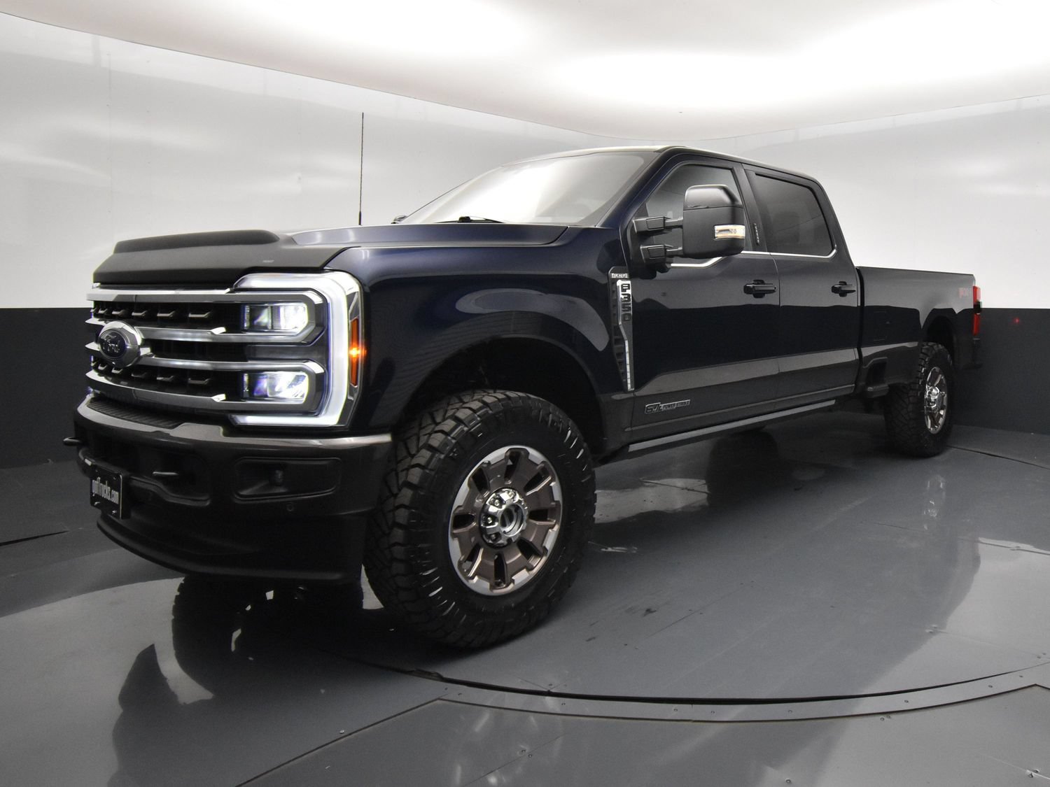 Used 2024 Ford F350 King Ranch AWD/4WD image 2