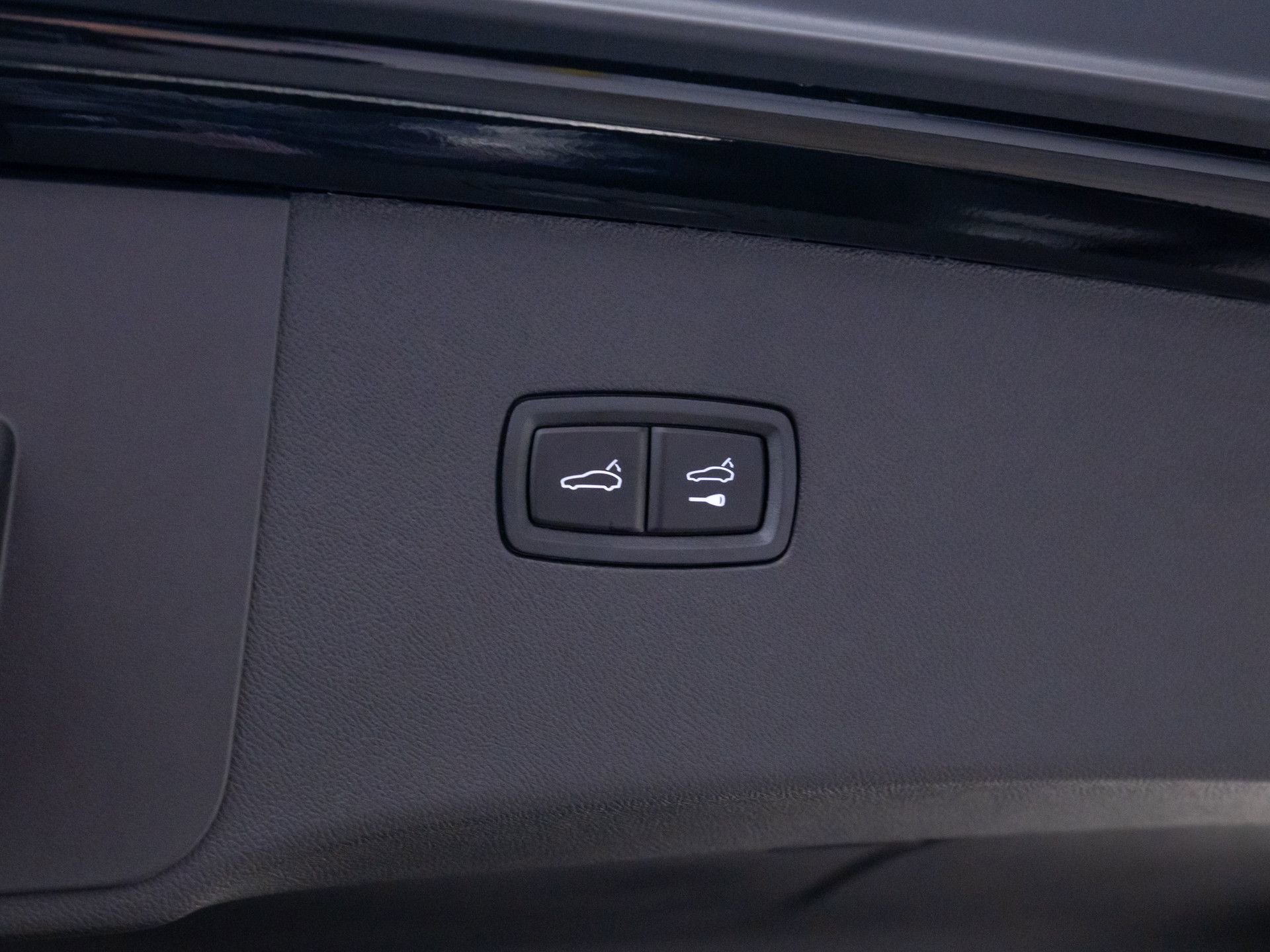 New 2026 Porsche Cayenne S image 33