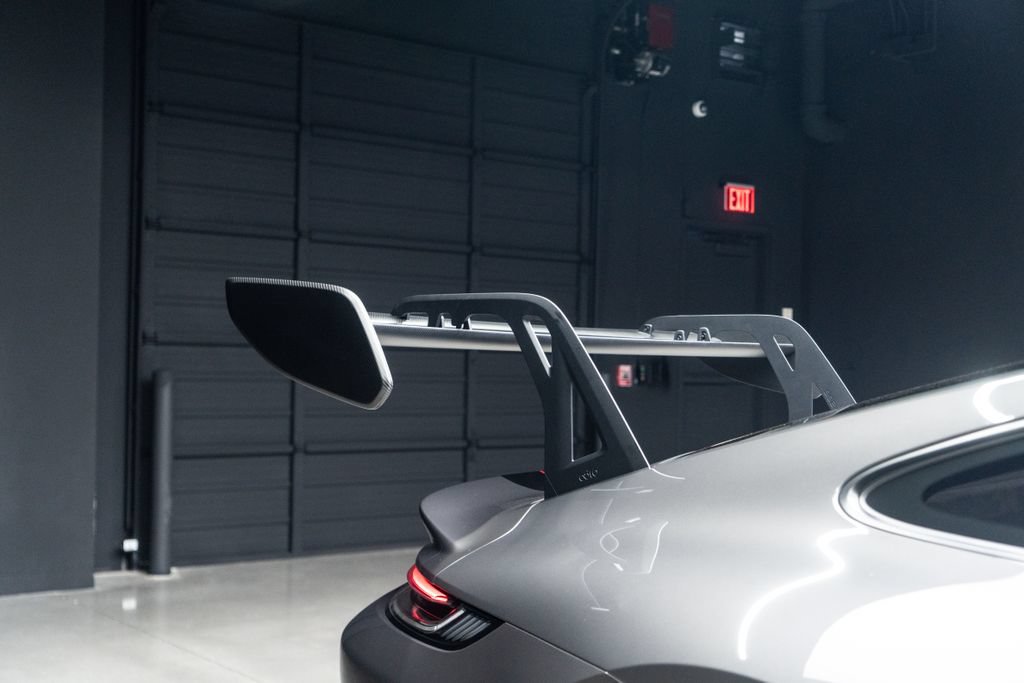 Used 2022 Porsche 911 GT3 RWD image 19