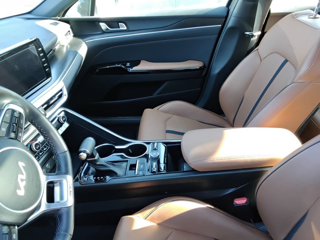 Used 2023 Kia K5 GT image 8