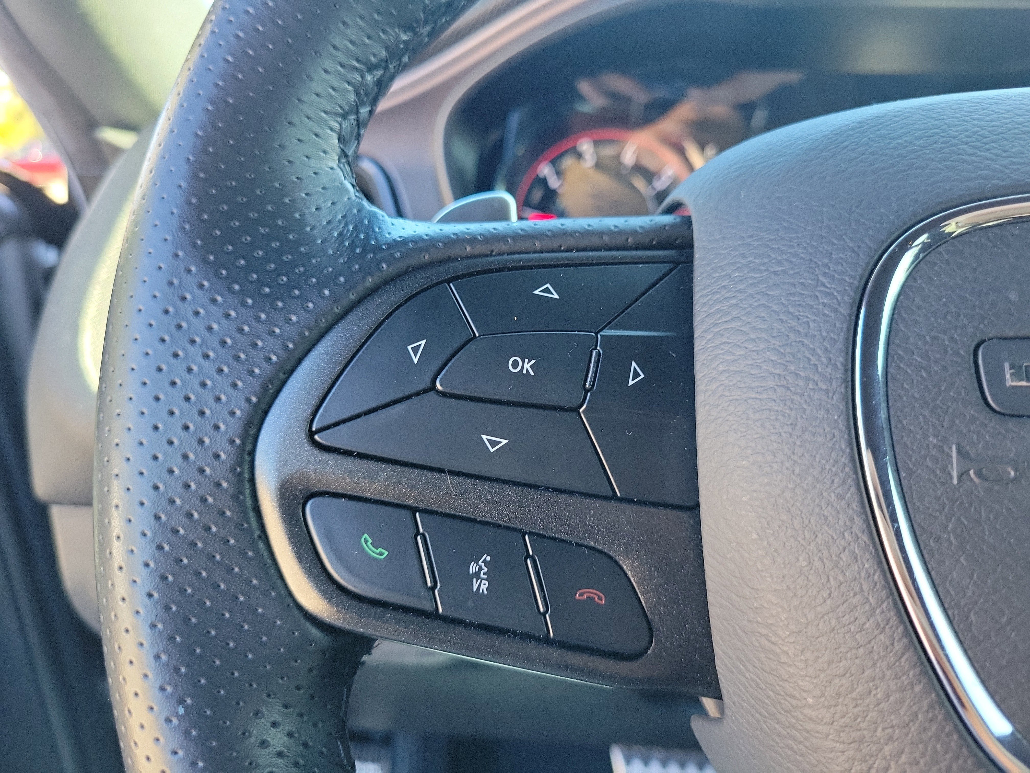 Used 2023 Dodge Challenger R/T w/ Blacktop Package image 17