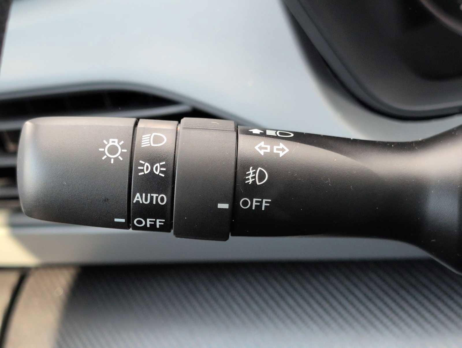 New 2026 Subaru Crosstrek 2.5i Limited w/ Crosstrek Mirror Package AWD/4WD image 26