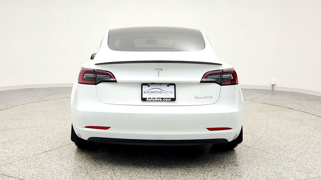 Used 2023 Tesla Model 3 Performance image 6