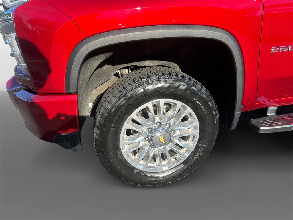 Used 2023 Chevrolet Silverado 2500 High Country w/ Technology Package image 15