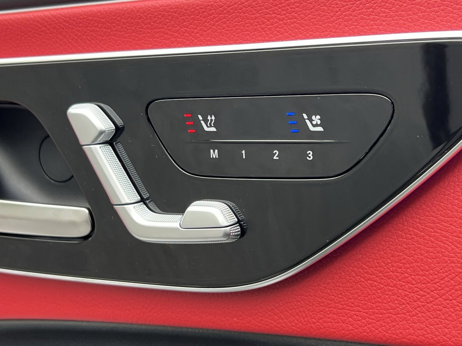 New 2026 Mercedes-Benz CLE 450 4MATIC Coupe image 41