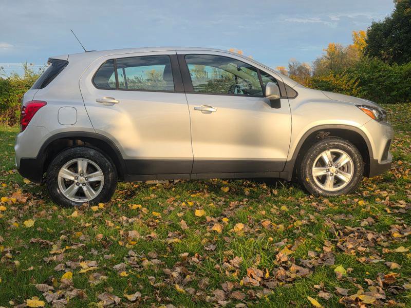 Used 2018 Chevrolet Trax LS image 21