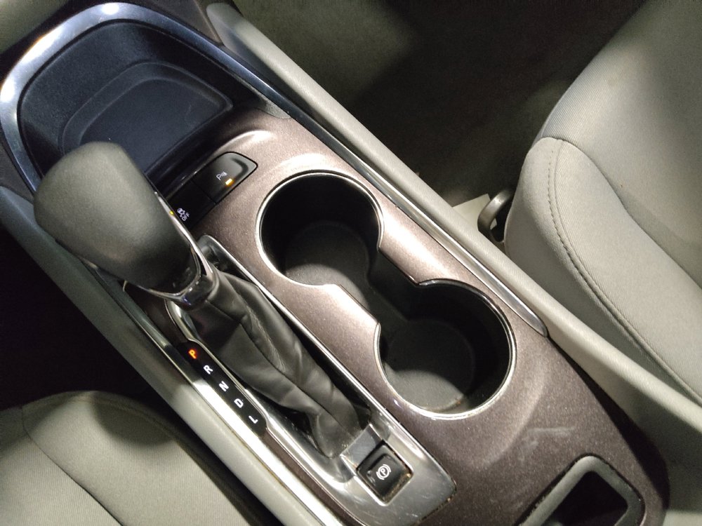 Used 2022 Chevrolet Malibu LT image 26