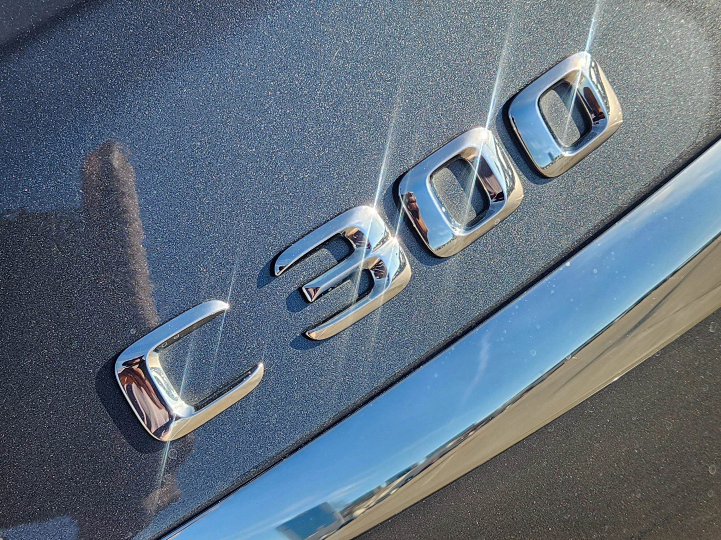 Used 2015 Mercedes-Benz C 300 C 300 image 12