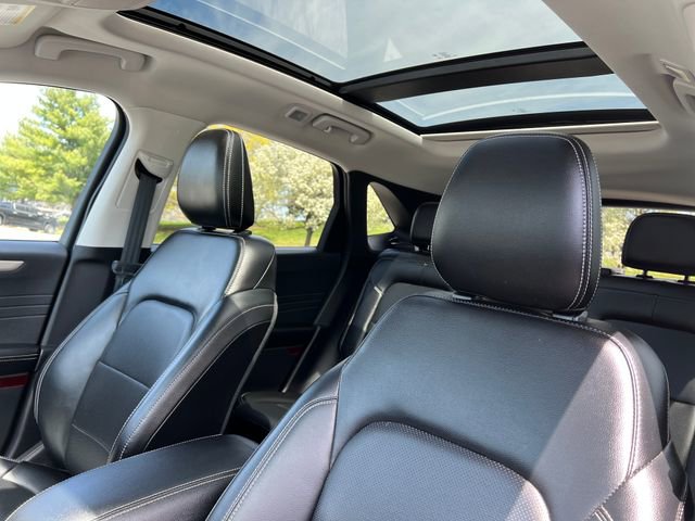 Used 2022 Ford Escape SEL AWD/4WD image 17