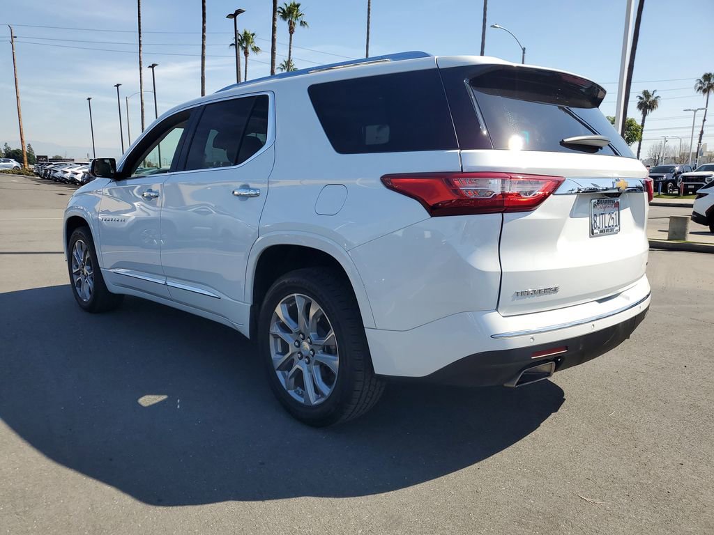 Used 2019 Chevrolet Traverse Premier w/ Driver Confidence II Package image 3