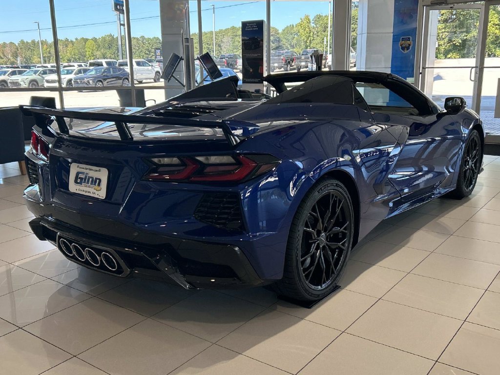 New 2027 Chevrolet Corvette Stingray Convertible w/ Z51 Performance Package RWD image 4