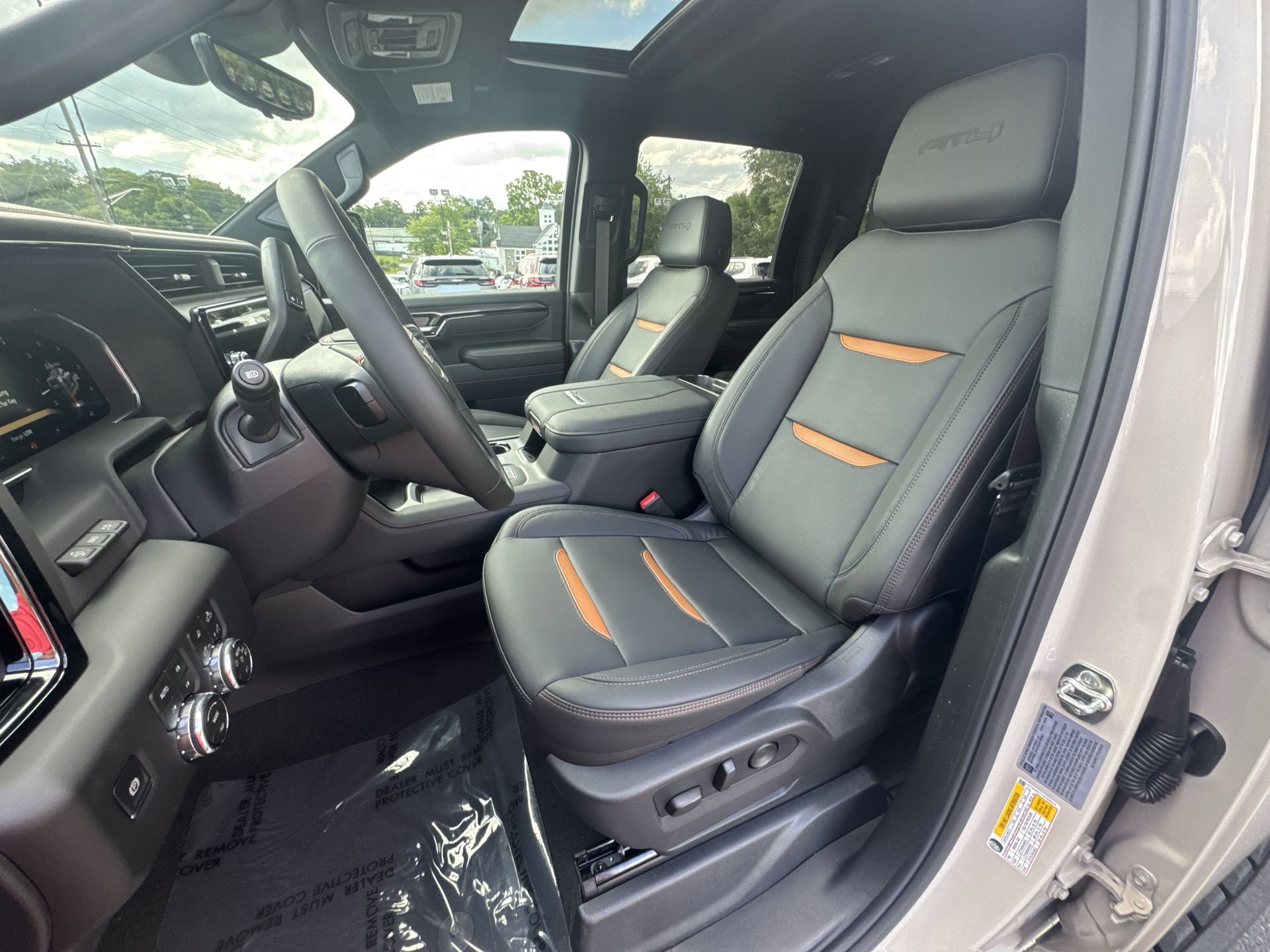 New 2026 GMC Sierra 2500 AT4 w/ AT4 Premium Plus Package AWD/4WD image 13