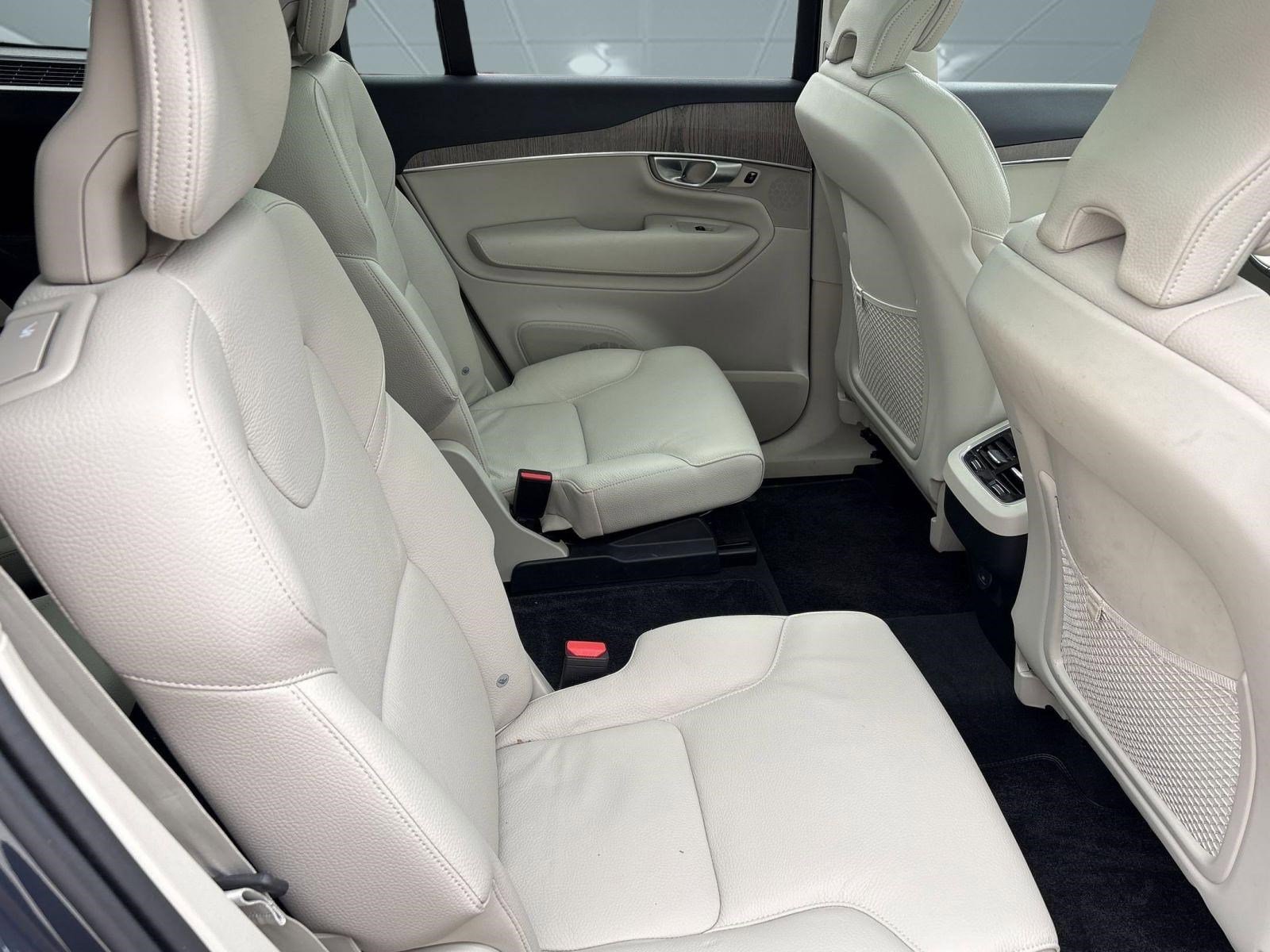 Certified 2024 Volvo XC90 B6 Plus w/ Protection Package Premier image 29