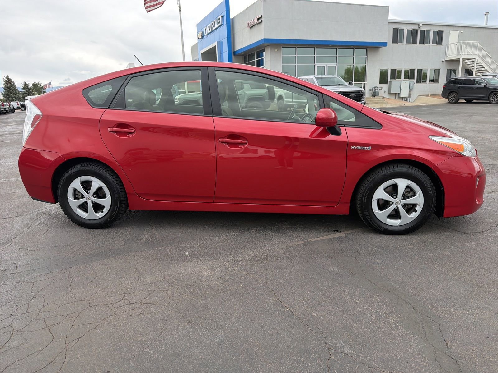 Used 2014 Toyota Prius Three image 2
