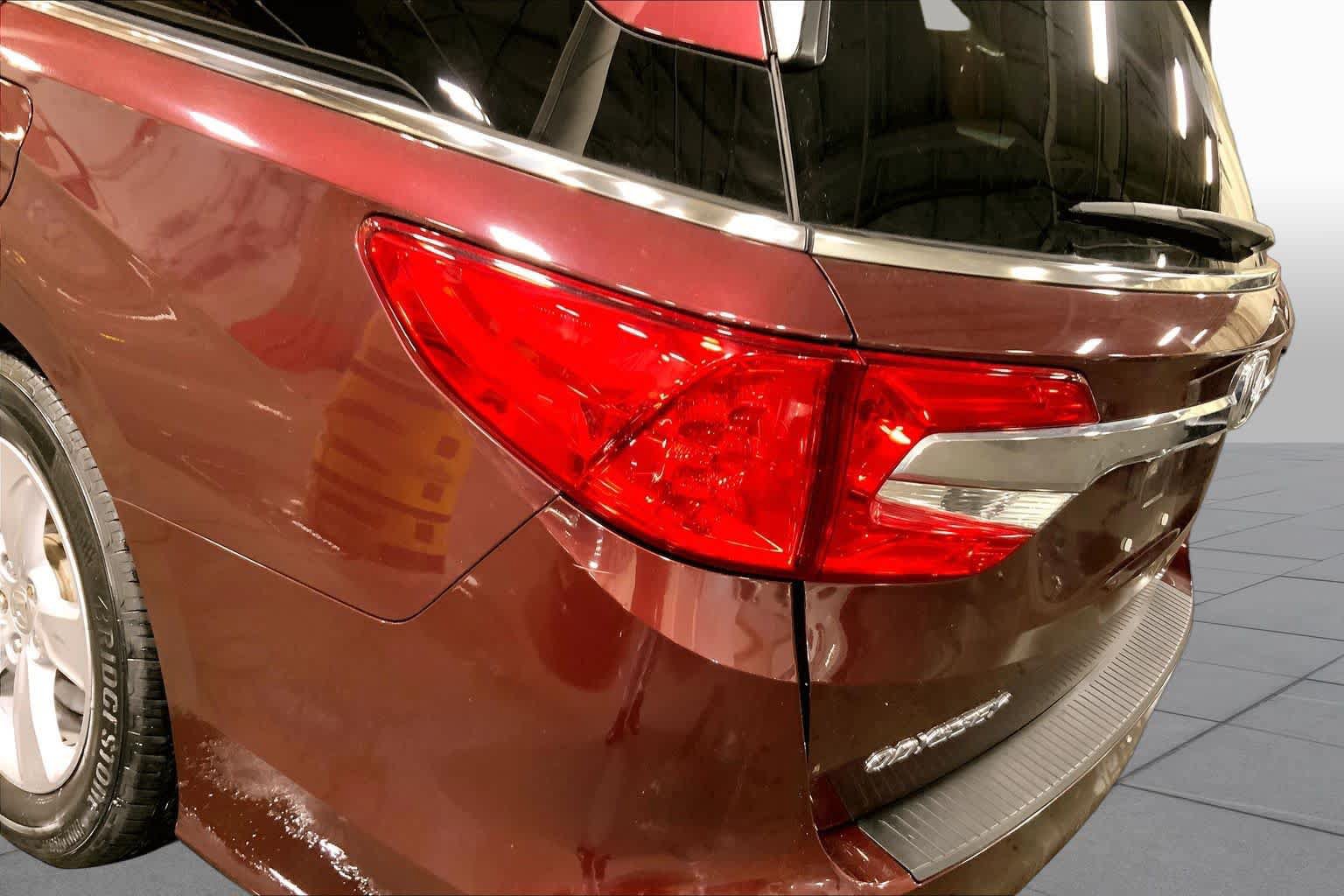 Used 2018 Honda Odyssey EX image 29