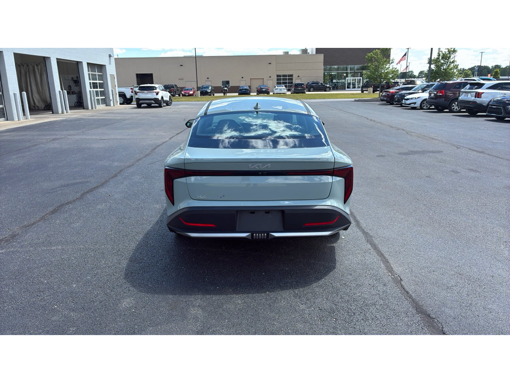 Used 2025 Kia K4 FWD image 3