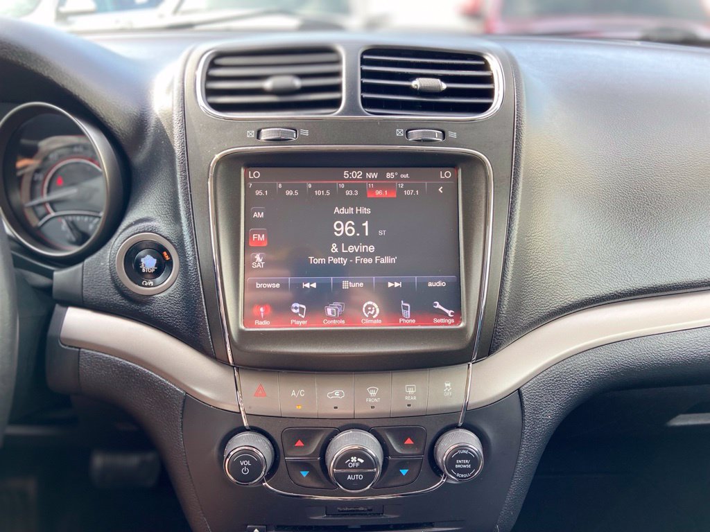 Used 2017 Dodge Journey Crossroad FWD image 34