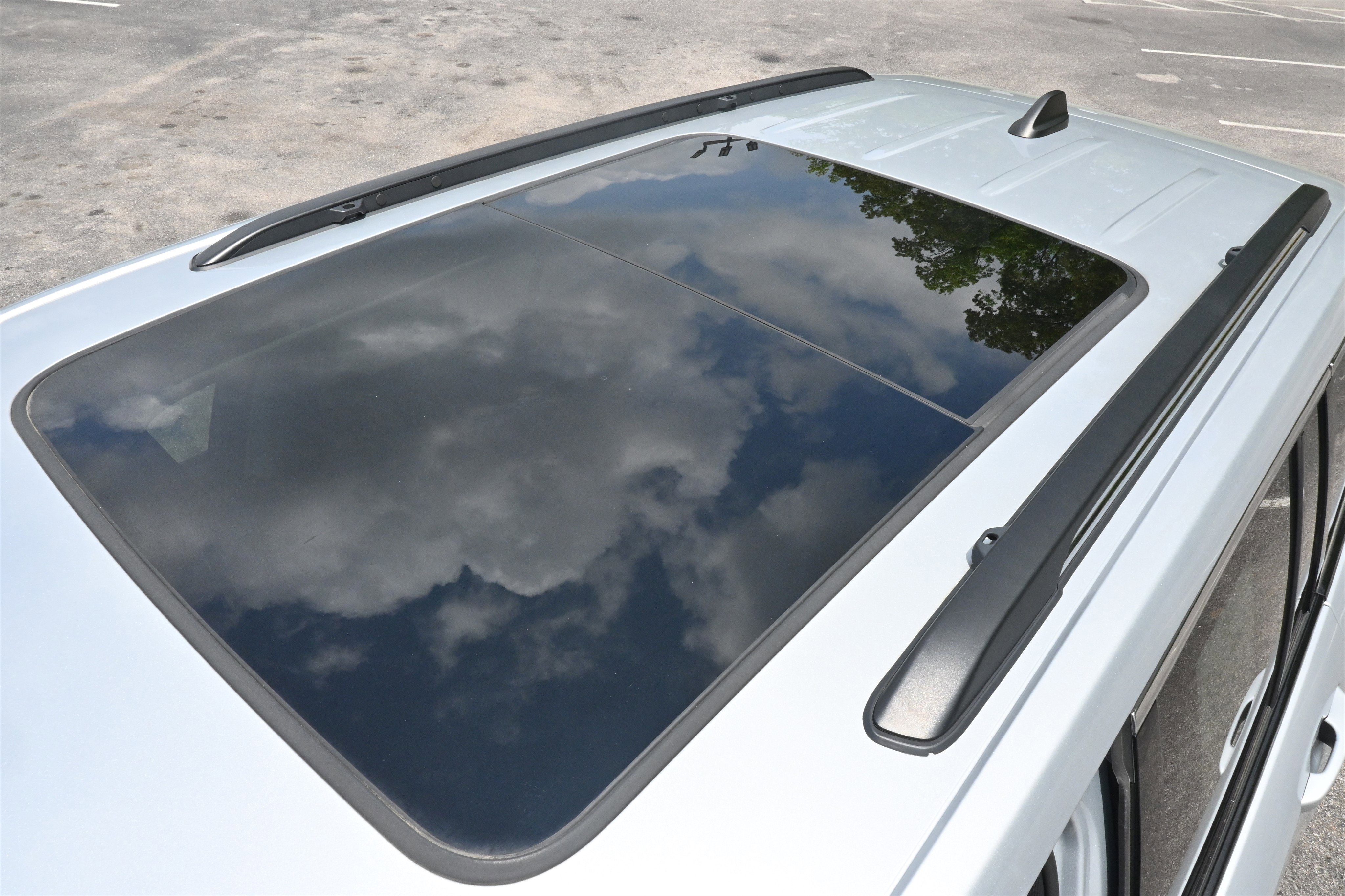 Used 2023 Jeep Grand Cherokee 4WD 4xe image 14