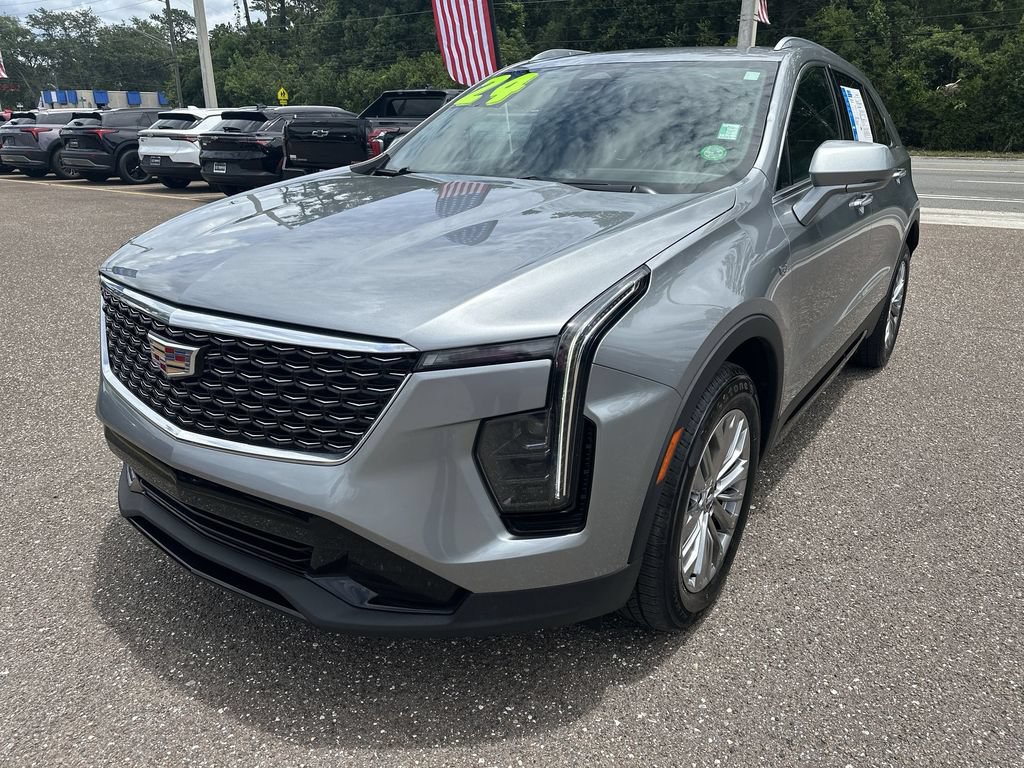 Used 2024 Cadillac XT4 Premium Luxury FWD image 12
