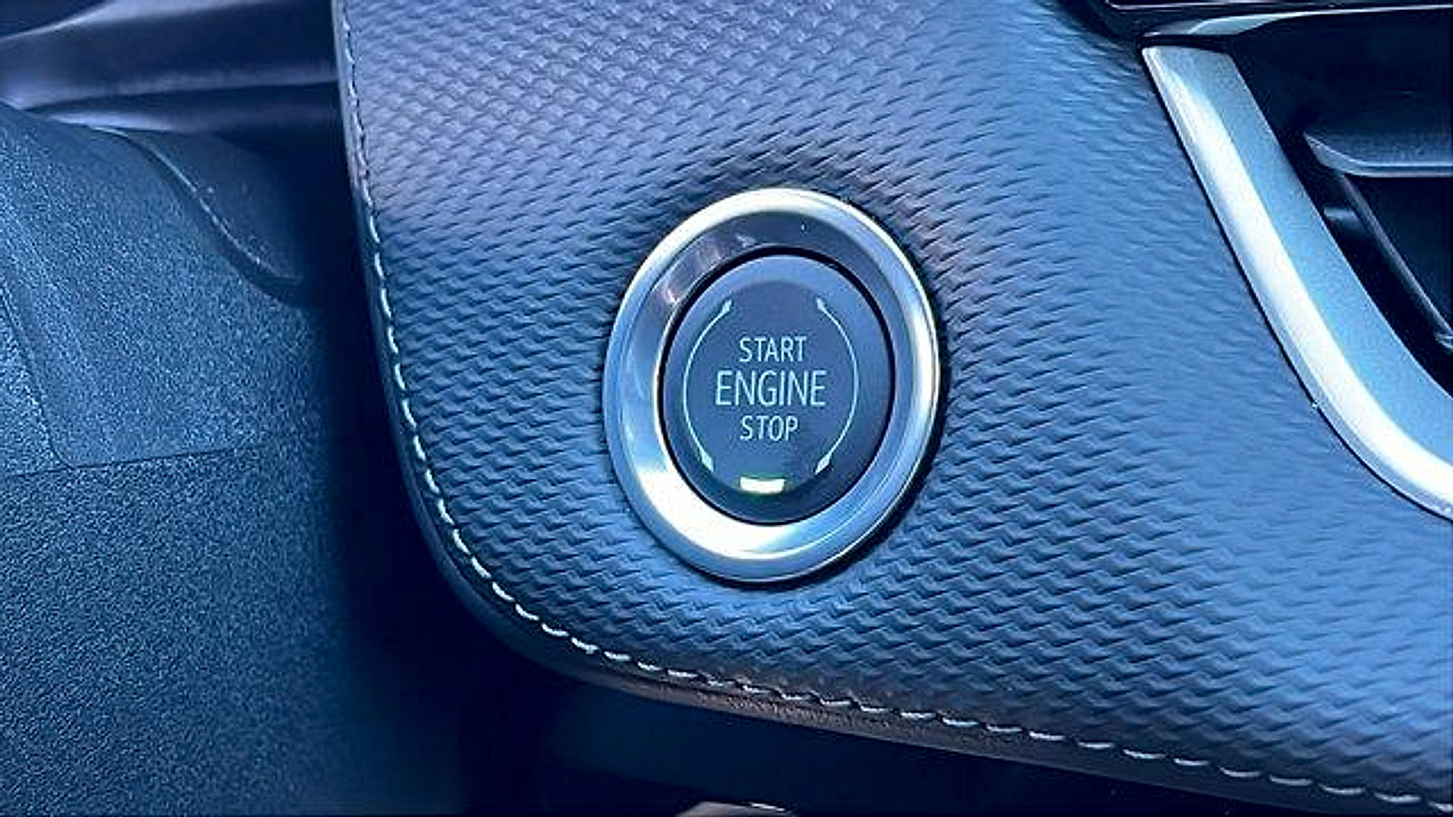 New 2026 Chevrolet Equinox LT w/ Convenience Package II image 24