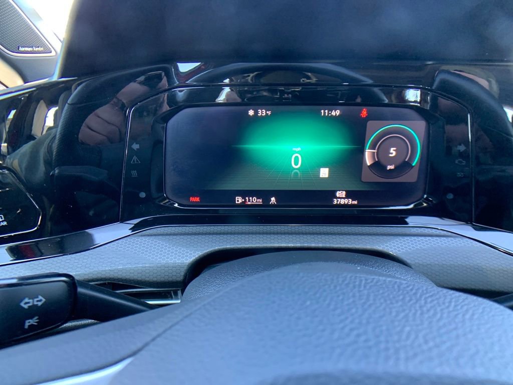 Used 2022 Volkswagen GTI SE image 16