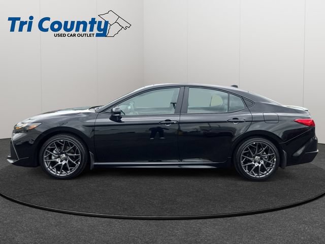 Certified 2025 Toyota Camry XSE FWD image 5