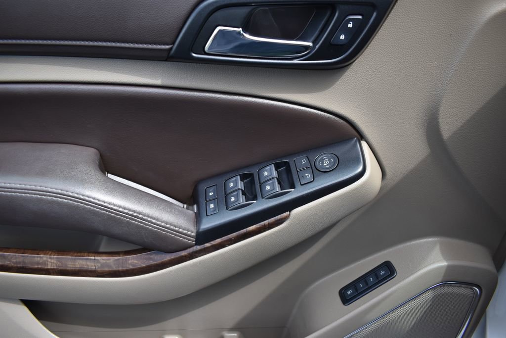 Used 2017 Chevrolet Tahoe LT image 12