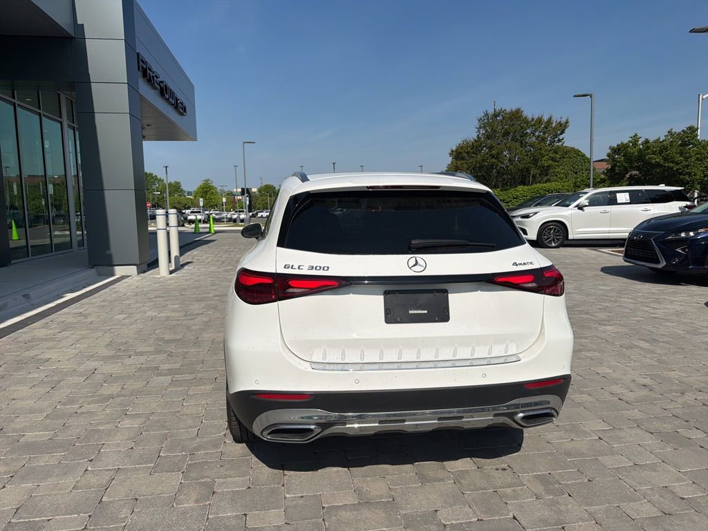 Used 2023 Mercedes-Benz GLC 300 4MATIC image 14