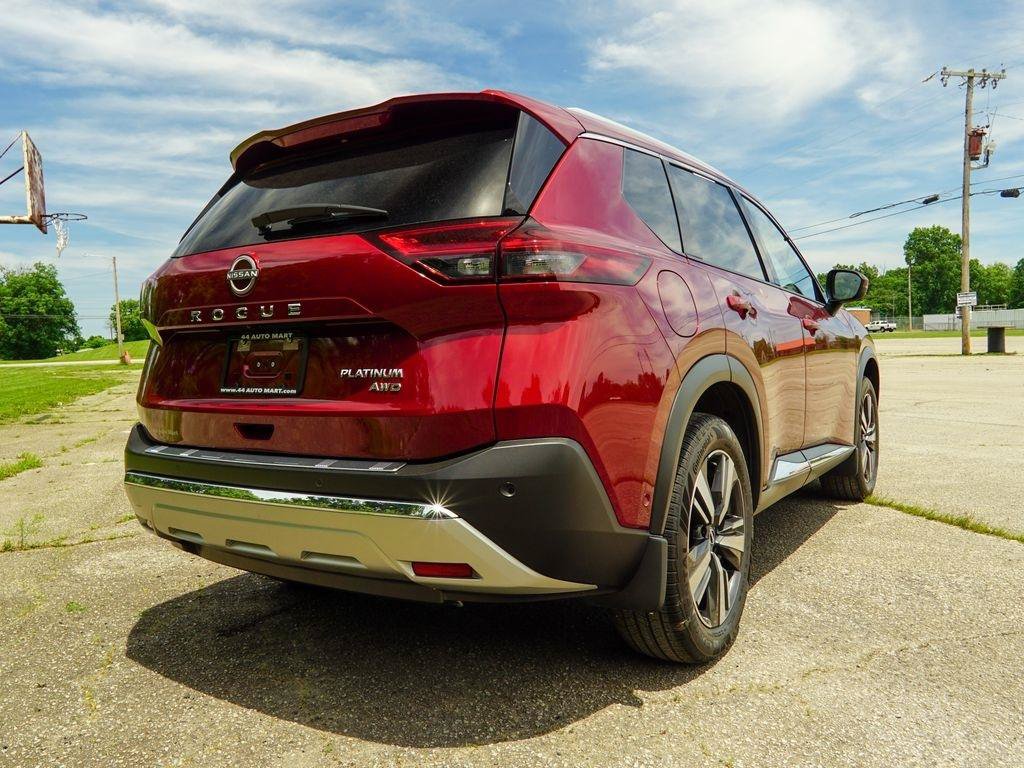 Used 2023 Nissan Rogue Platinum w/ Platinum Premium Package AWD/4WD image 3