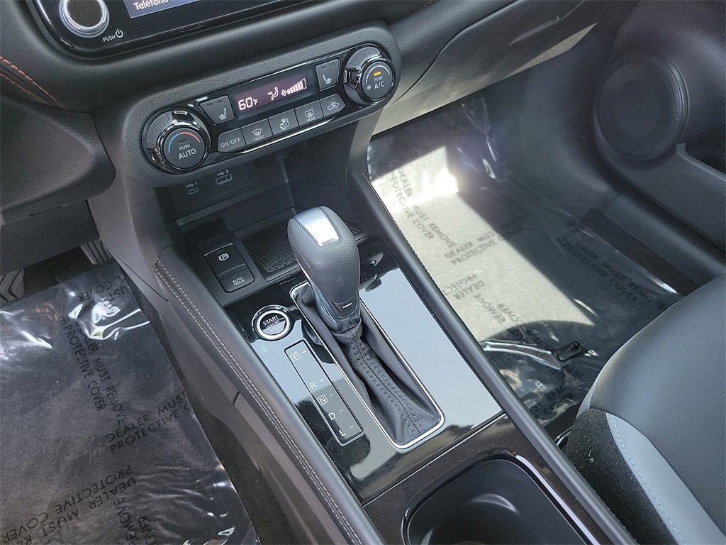 Certified 2023 Nissan Kicks SR w/ SR Premium Package image 17