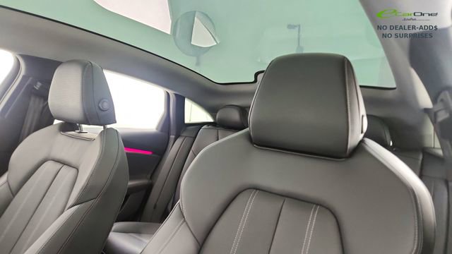 Used 2025 Audi A6 e-tron Premium Plus w/ Premium Plus image 34