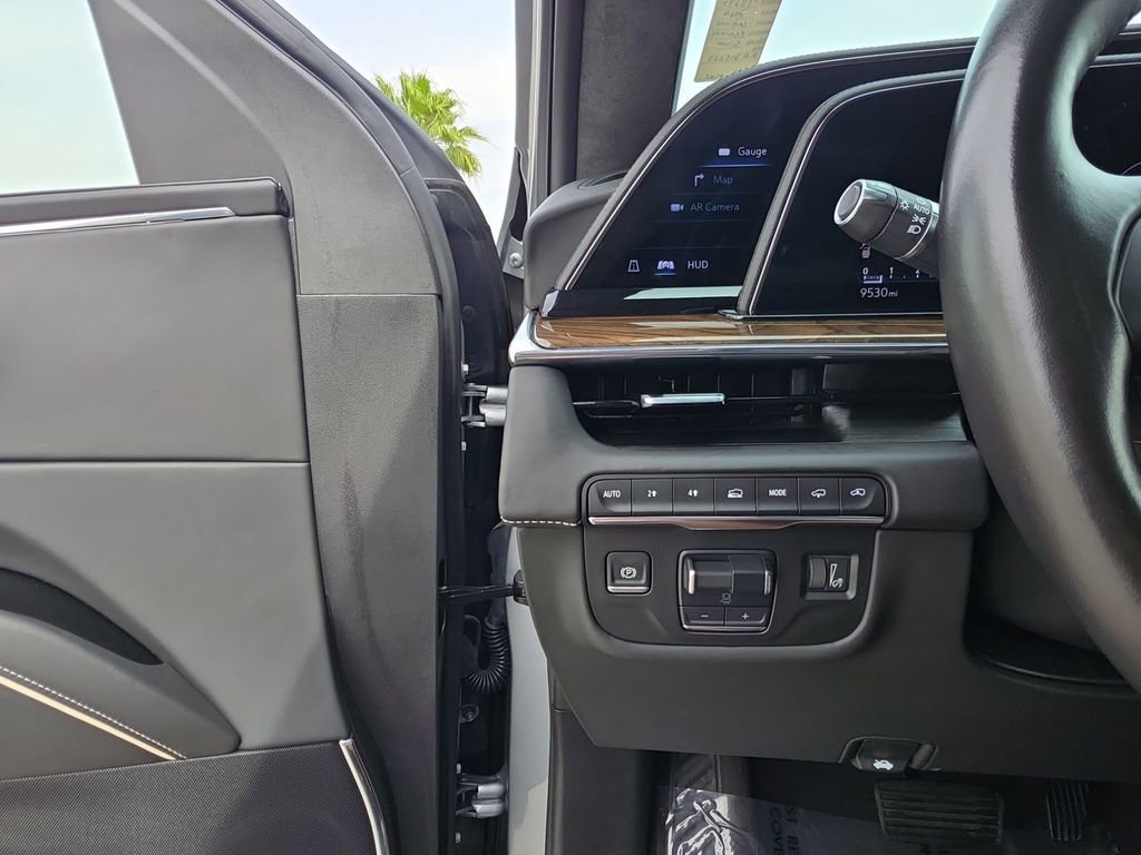Certified 2024 Cadillac Escalade ESV Sport Platinum AWD/4WD image 18