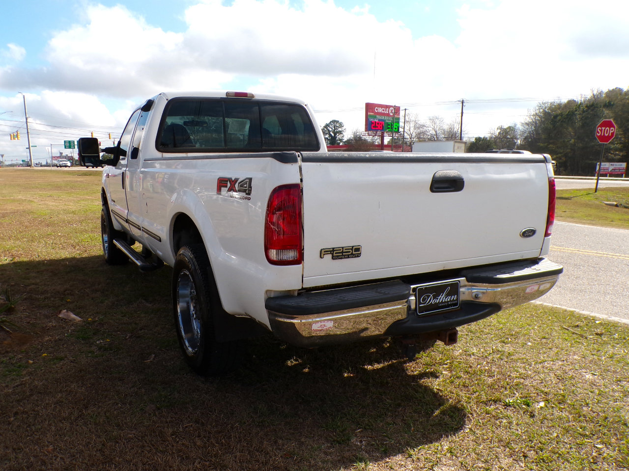 Used 1999 Ford F250 Lariat image 7