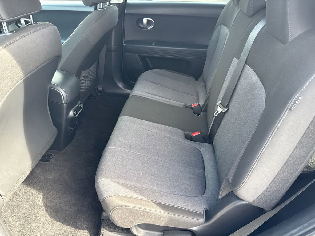 Used 2024 Hyundai Ioniq 5 SE image 16