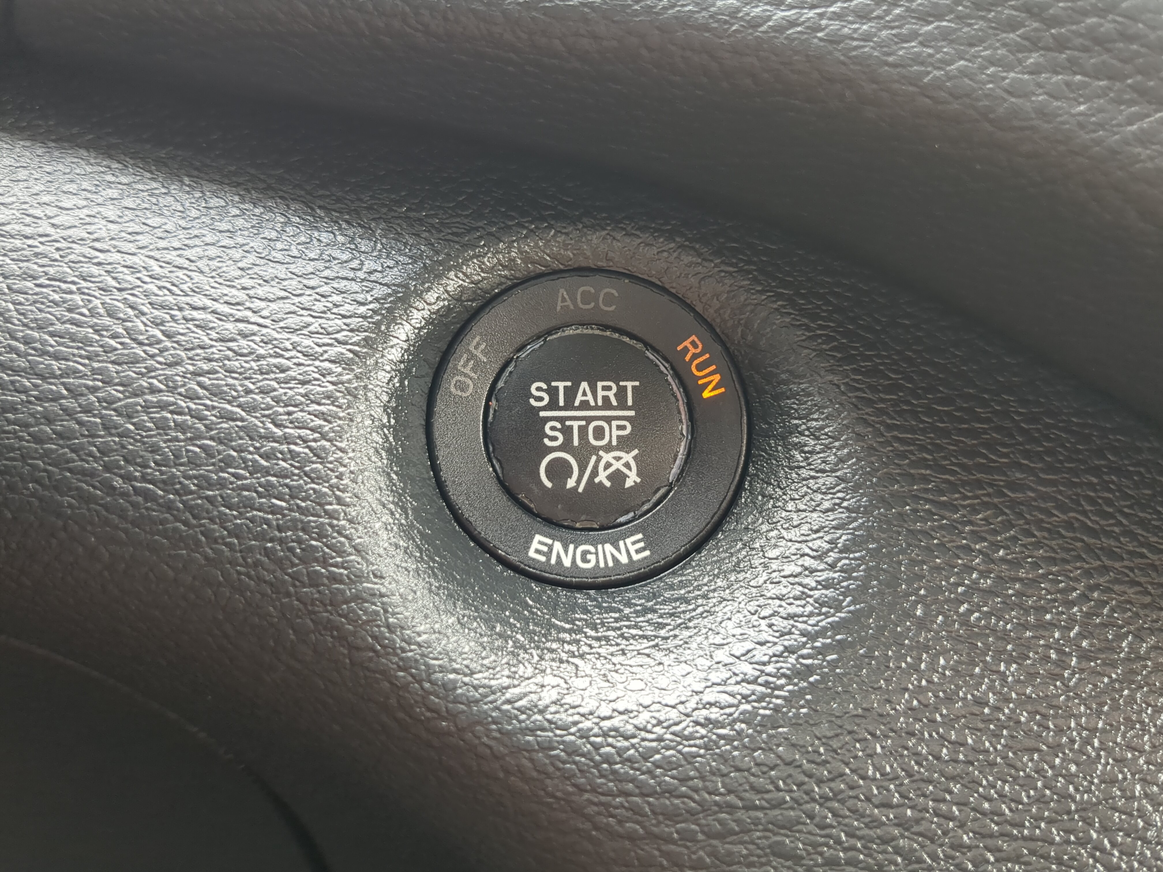 Used 2015 Jeep Cherokee Limited FWD image 27