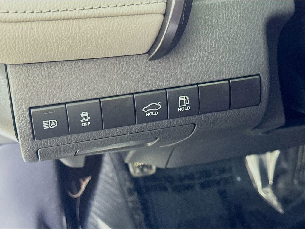 Used 2024 Toyota Camry LE image 21