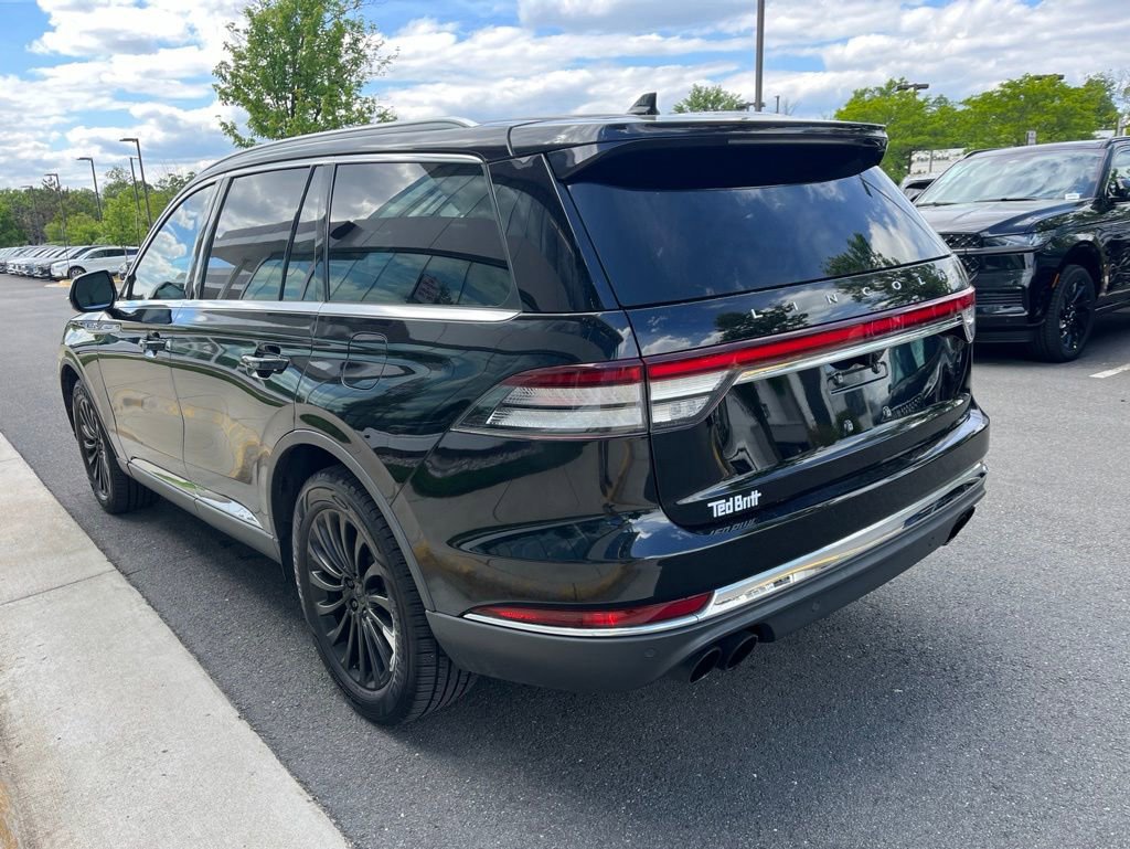 Used 2020 Lincoln Aviator Reserve AWD/4WD image 6