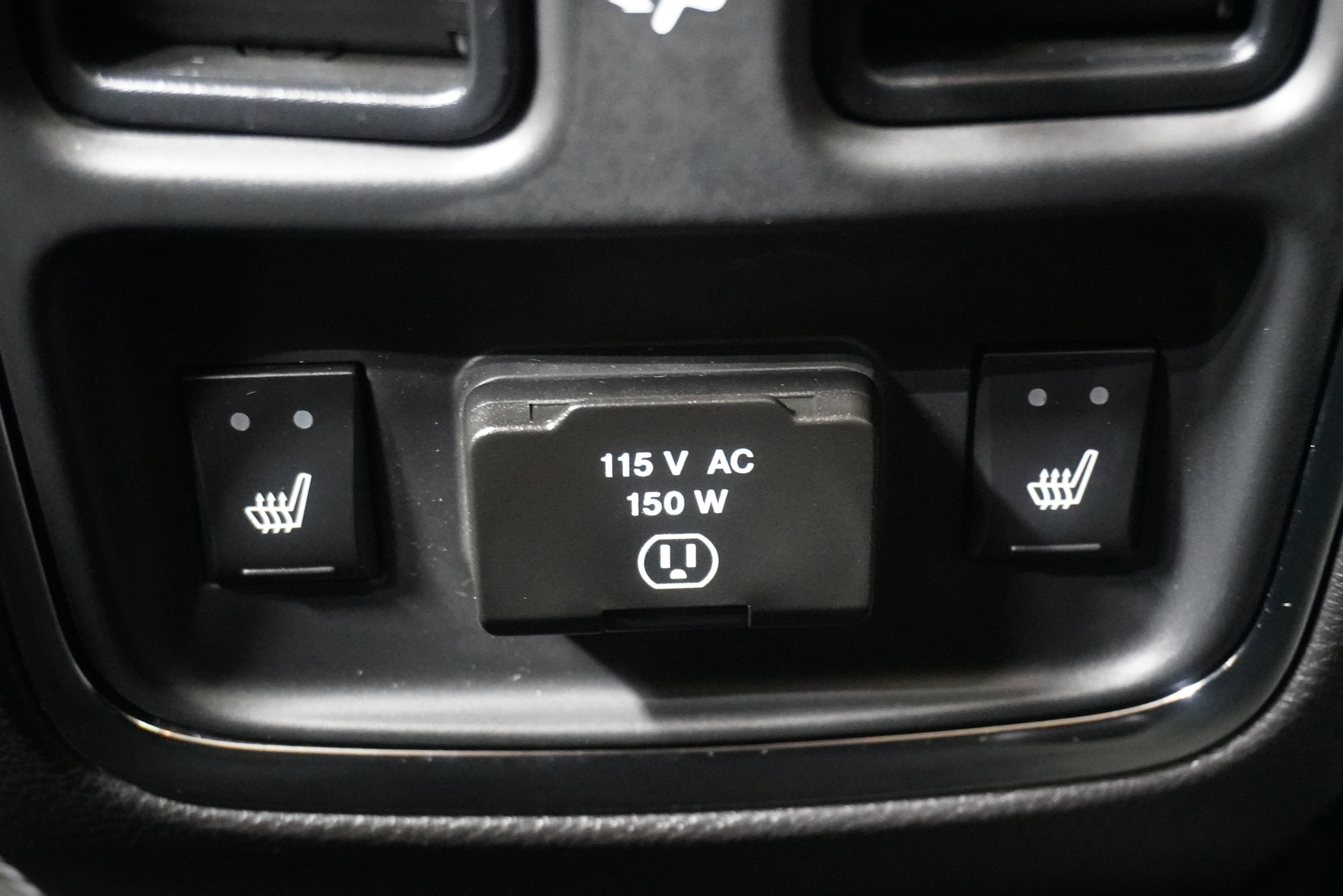 Used 2013 Jeep Grand Cherokee Overland Summit image 13