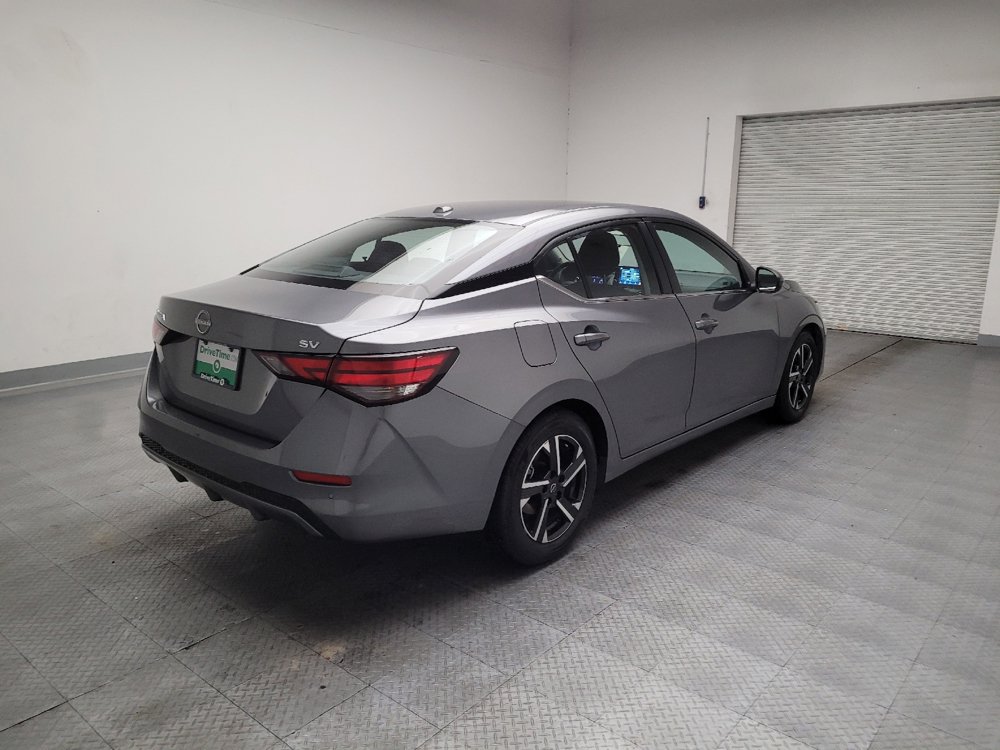 Used 2024 Nissan Sentra SV FWD image 9