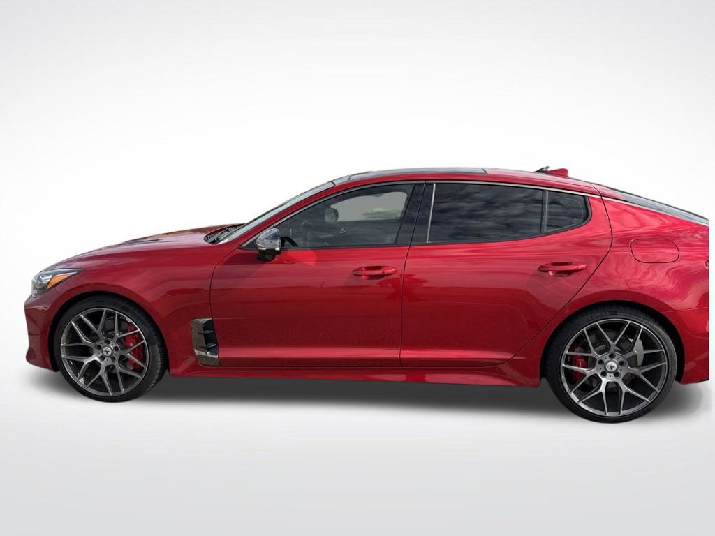 Used 2018 Kia Stinger GT2 AWD/4WD image 2