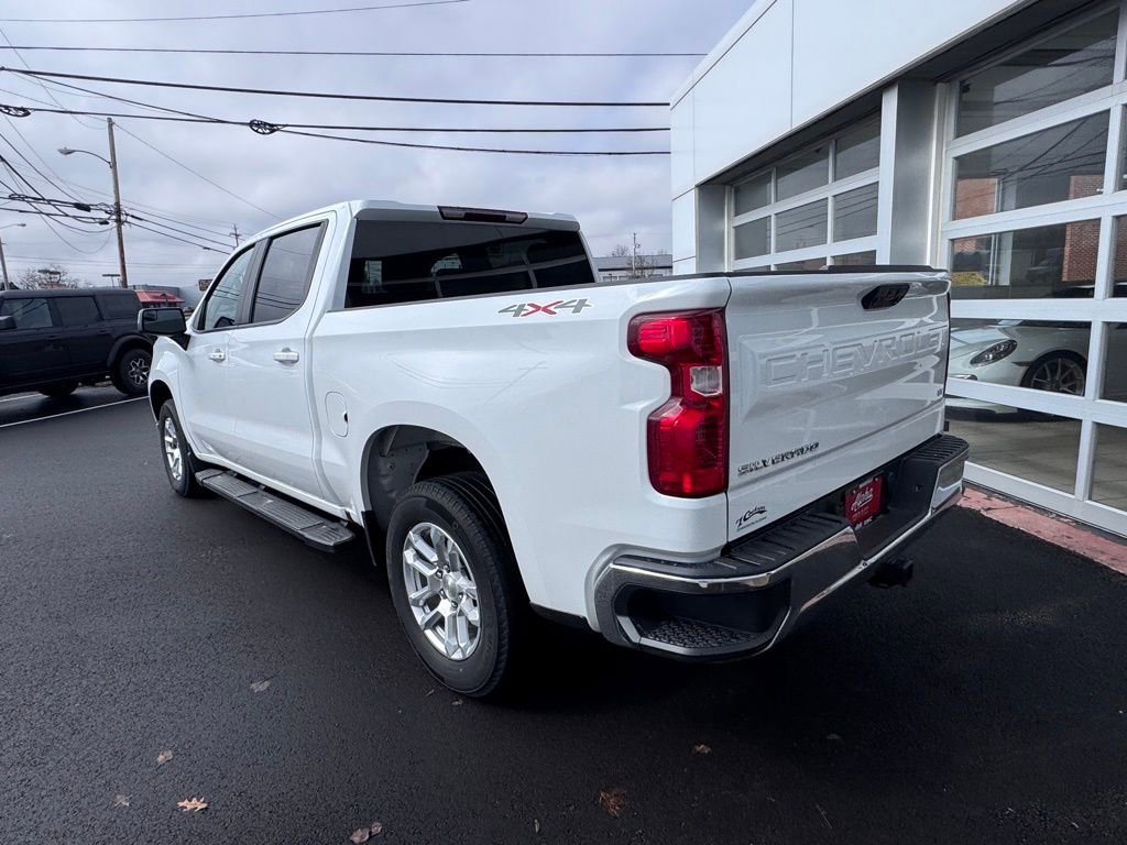 Used 2023 Chevrolet Silverado 1500 LT image 3