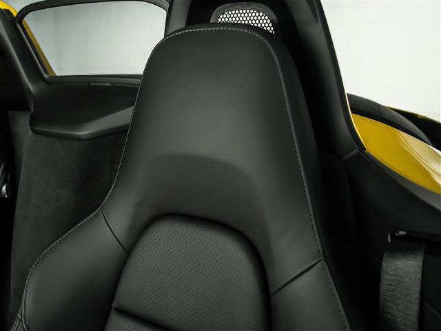 Certified 2025 Porsche 718 Boxster GTS RWD image 32