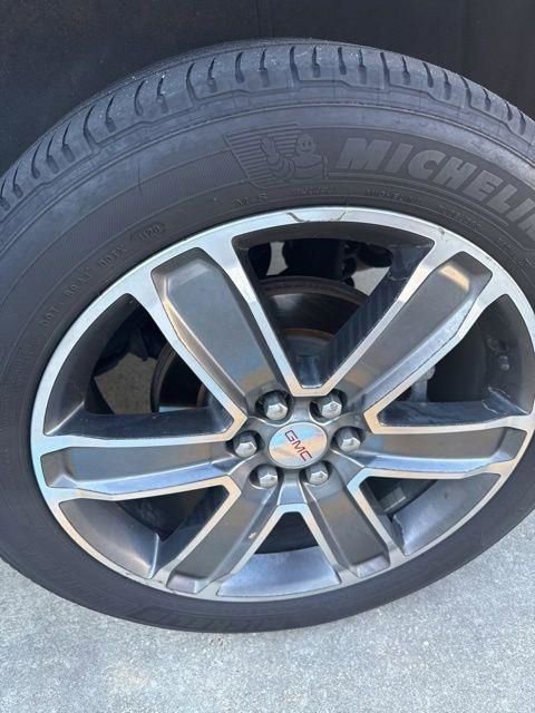 Used 2017 GMC Acadia Denali w/ Technology Package image 47