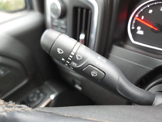 Used 2020 Chevrolet Silverado 2500 LT w/ Convenience Package image 53