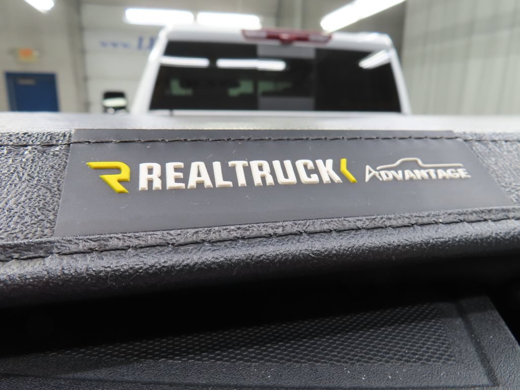 Used 2026 GMC Sierra 2500 AT4 w/ AT4 Premium Plus Package AWD/4WD image 44
